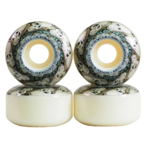bones_wheels_x_formula_butterfly_54mm_3