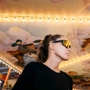 chpo_brand_sunglasses_siri_black_red_mirror_4