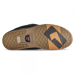 globe_sabre_black_toffee_3