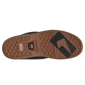 globe_sabre_onyx_gum_3