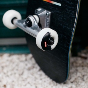 skateboard_globe_g1_supercolor_black_pond_8_125_5