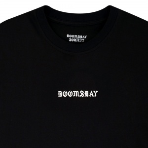 t_shirt_doomsday_no_more_space_black_3_1259623454